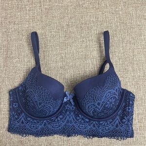 Victoria’s Secret Body by Victoria 32D